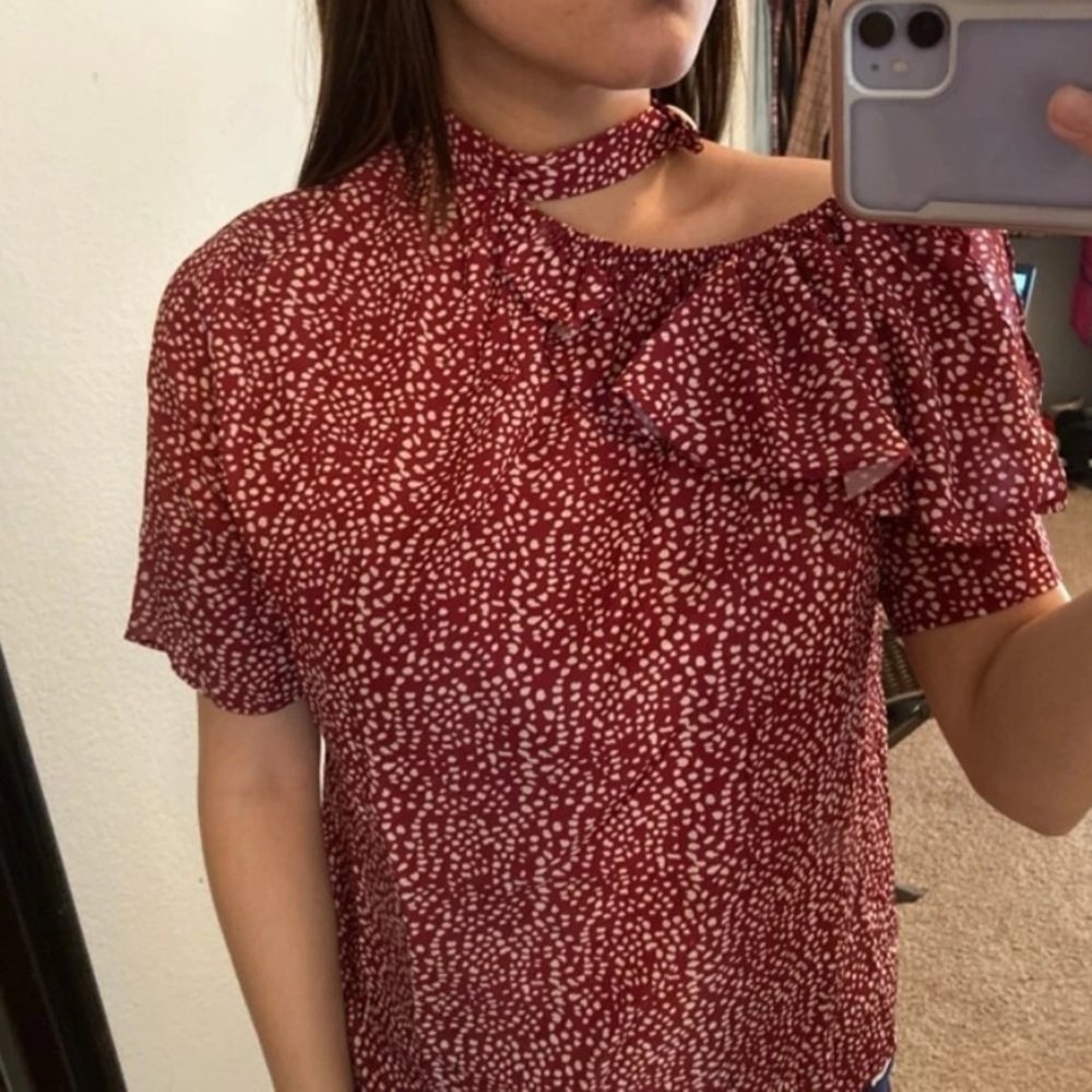 Neck top